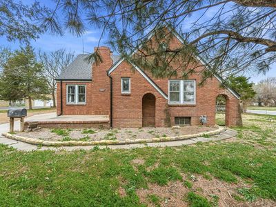 101 S Tyler Rd, Wichita, KS, 67209