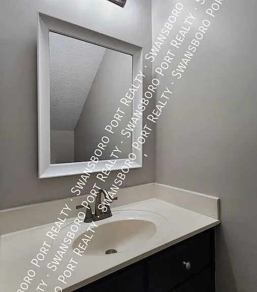 12 Port West Ct #C — Photo 5