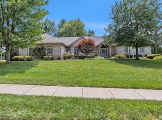 9023 Stonecreek Cir, Newburgh, IN 47630