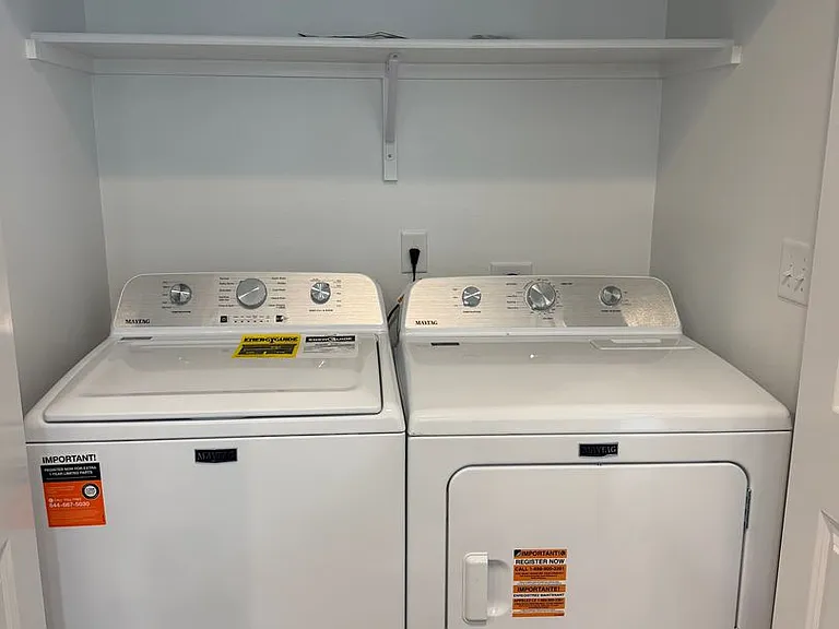 4885 River Rd N — Photo 15