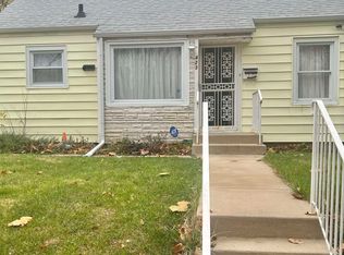 423 Foster Ave, Rockford, IL 61102