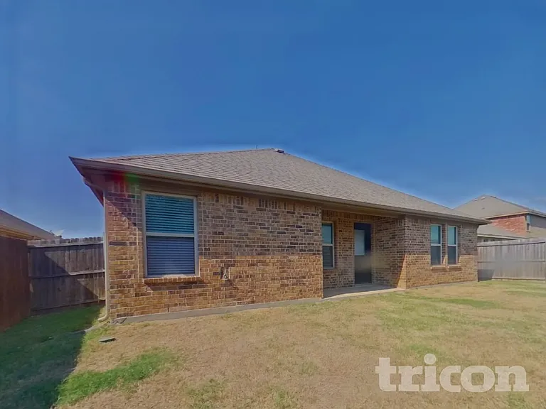 1160 Wentworth Way — Photo 18