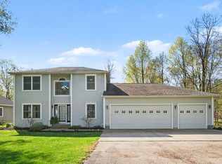 2516 Vanhorn Ct, Allegan, MI 49010