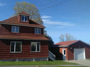 44 2nd St, South Range, MI 49963