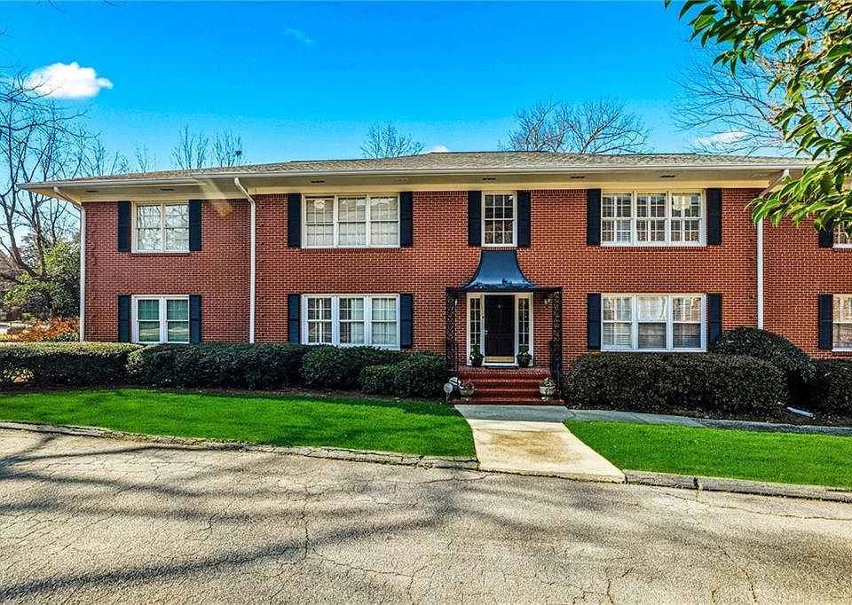 1st image of 3694 Peachtree Rd NE APT A4