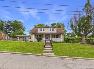 114 12th St NW, Pulaski, VA 24301