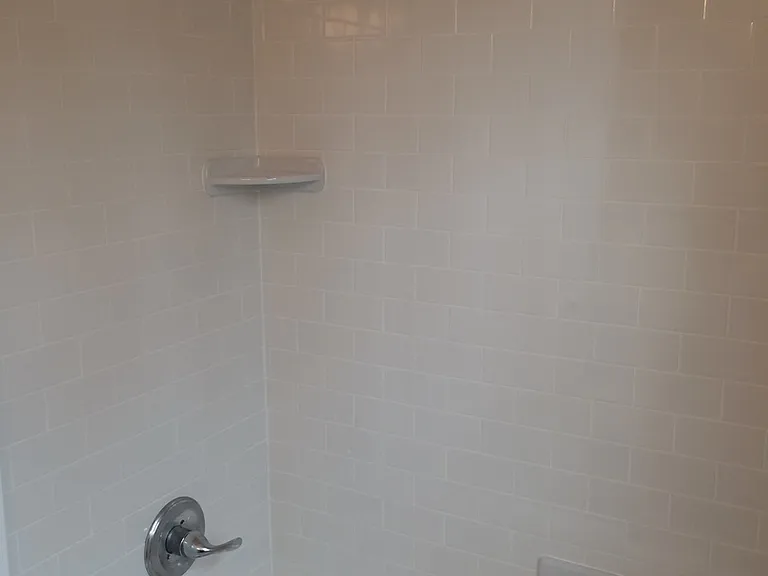 2424 Glenmary Ave — Photo 9