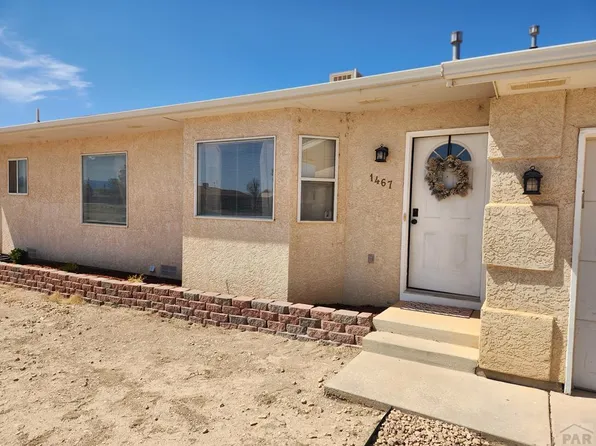 1467 W Plaza De Los Leones Dr, Pueblo West, CO 81007