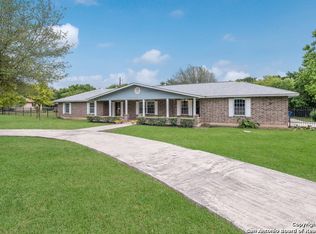 9438 Rochelle Rd, San Antonio, TX 78240
