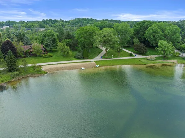 1944 Maple ROAD, Grafton, WI 53024