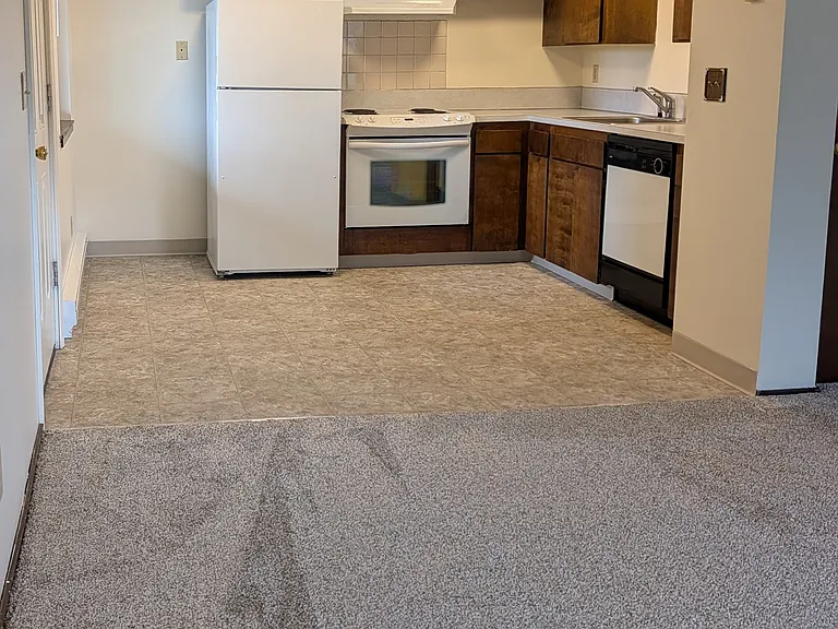 2229 Hawthorne St #C — Photo 3