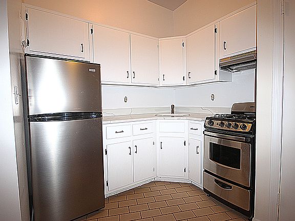 3rd image of 605 W 112th St APT 2J