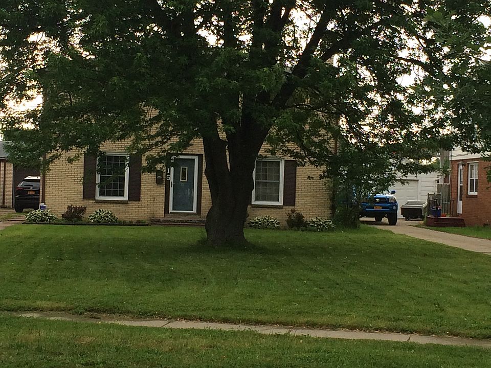 1st image of 15 Fountain Park