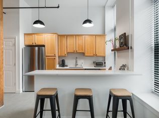 881 E 1st St UNIT 102, South Boston, MA 02127