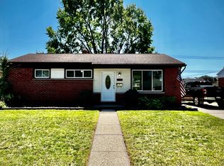 6726 Bison St, Westland, MI 48185