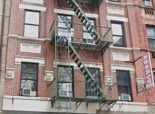 19 Monroe St #1, New York, NY 10002