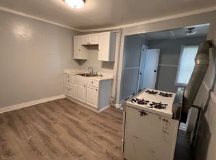 35 Howard St #2, Lowell, MA 01851