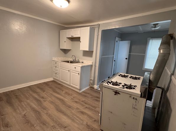 35 Howard St #2