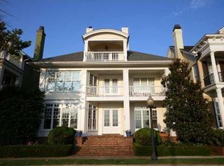 930 River Park Dr, Memphis, TN 38103