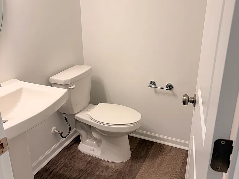 202 Silver Fleet Dr — Photo 7