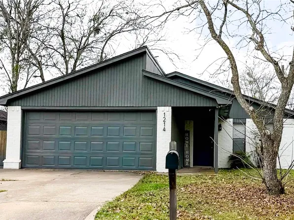 1214 S Dexter Dr, College Station, TX 77840