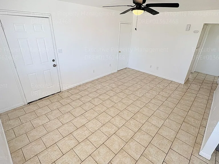 1303 Bernard St. — Photo 7