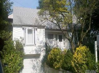 254 Clinton Rd, Garden City, NY 11530