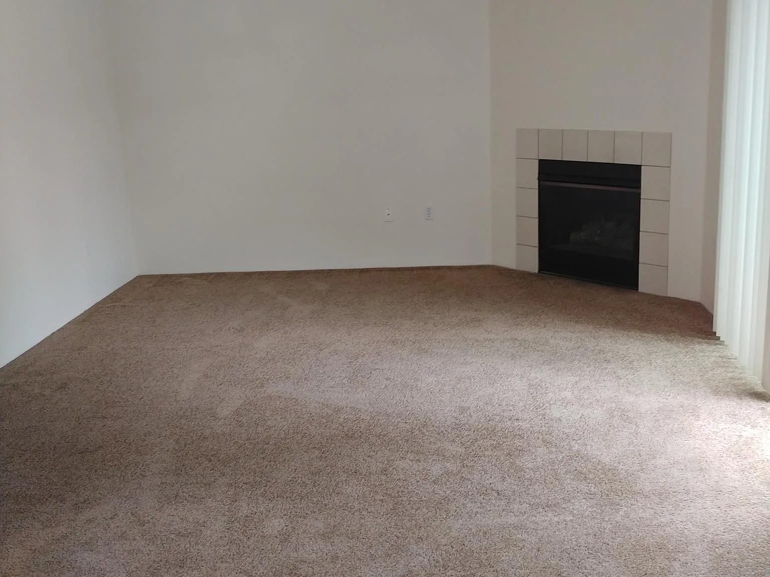 2 bed, 1012 sqft, $1,850 — Photo 1