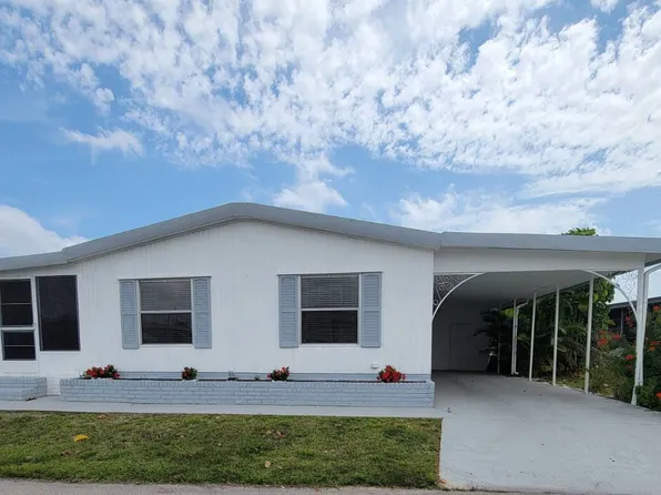 726 Brigantine Blvd, North Fort Myers, FL 33917