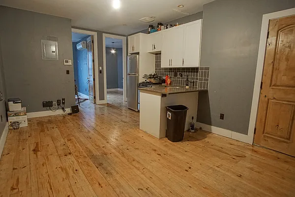 Rented by Lofts and Flats LLC | media 15