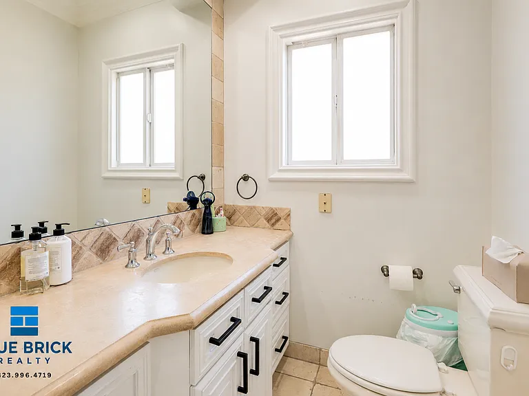 5230 Teesdale Ave — Photo 16