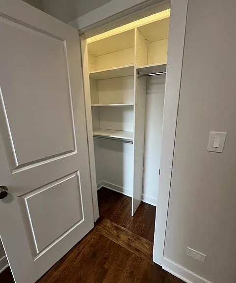3726 N Racine Ave — Photo 9