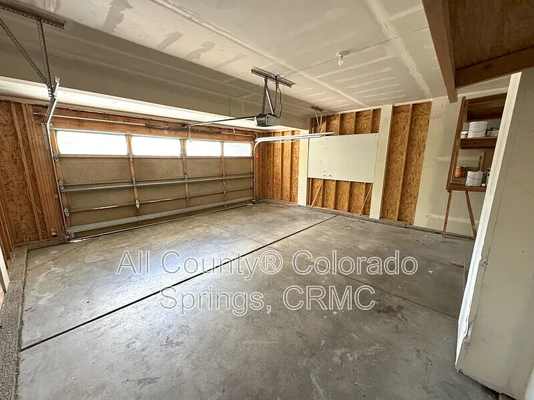 5859 Instone Cir — Photo 11