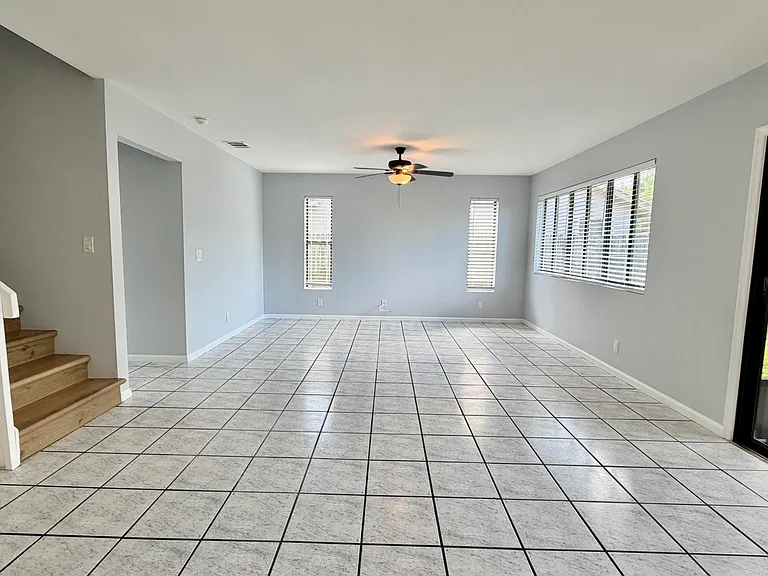 6048 Garrett St — Photo 29