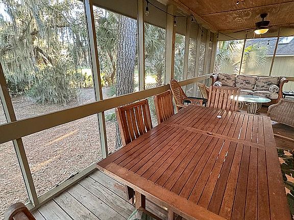 3rd image of 1147 Summerwind Ln #1147