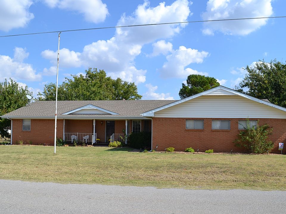 2nd image of 105 Walter Way