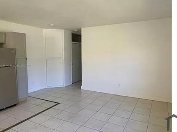 2032 NE 168th St Unit 1, Miami, FL 33162