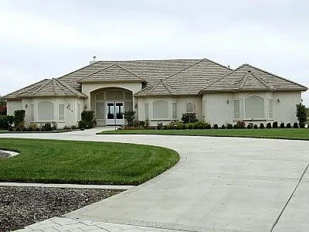 9819 La Clair Rd photo 1