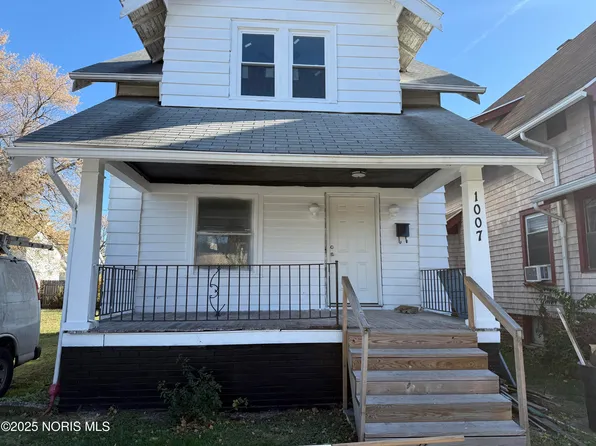 1007 Shadowlawn Dr, Toledo, OH 43609