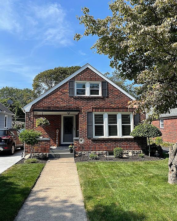 1st image of 434 Beverly Dr