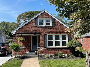 434 Beverly Dr, Erie, PA 16505