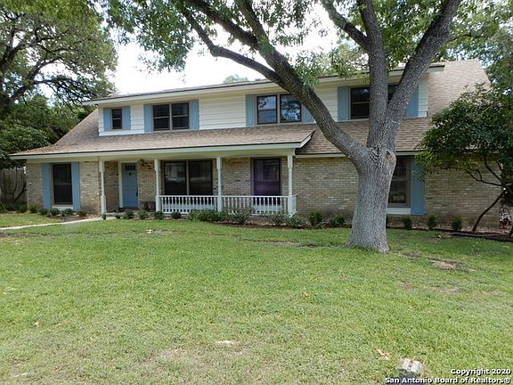 3rd image of 239 Yosemite Dr