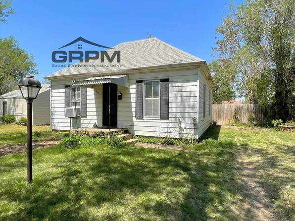 806 E 10th Ave, Hutchinson, KS 67501
