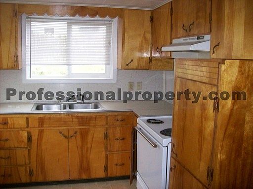 2nd image of 1519 Stoddard St APT 2