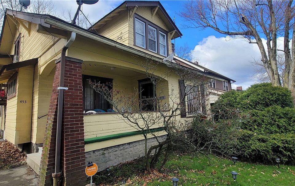 2nd image of 453 W Judson Ave
