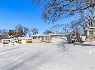 2267 Heritage Dr, Saint Louis, MO 63136