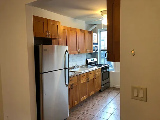 Rented by Compass | media 28