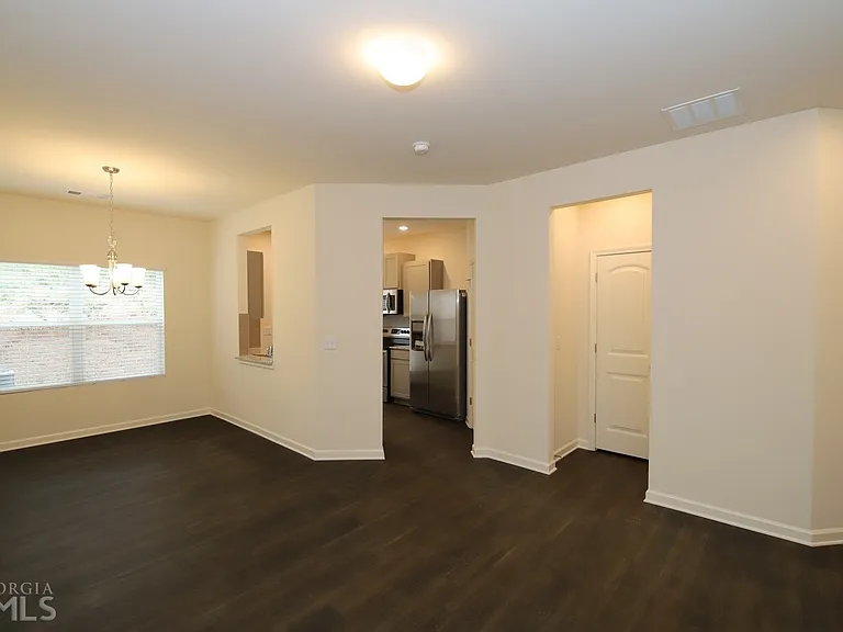 85 Chastain Cir — Photo 16