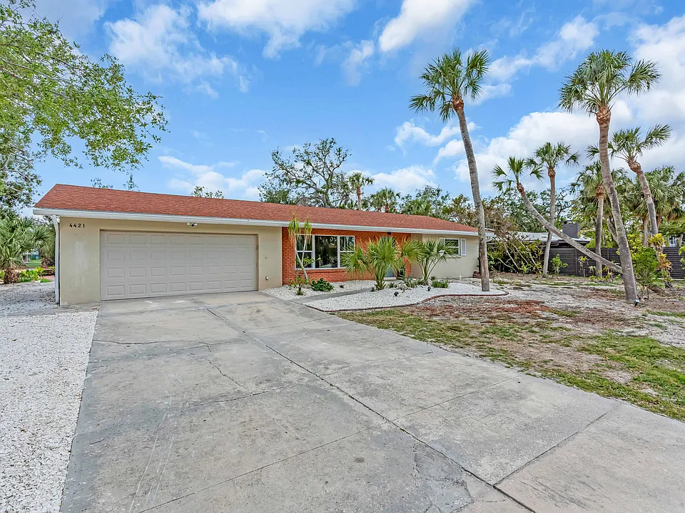 4421 Ocean Blvd