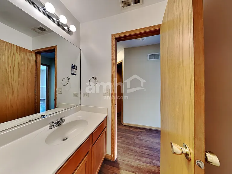 1411 Millbrook Dr — Photo 15